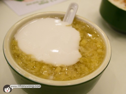 Sweet Mung Bean & Taro with Coconut Cream (Warm/ Cold)