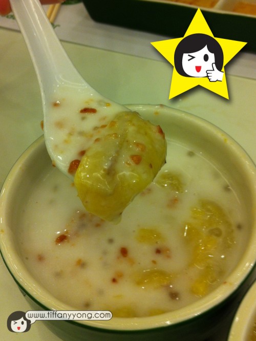 Sweet Bananas & Sago in Coconut Milk (Warm/ Cold)