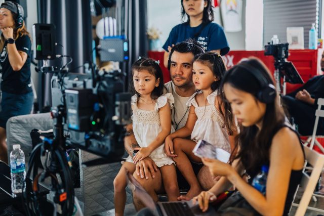 The Sandbox behind the scenes, James Thoo and kids
